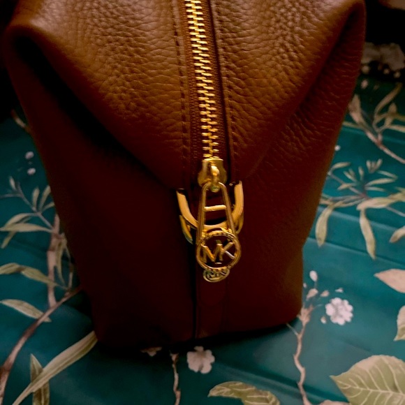 MICHAEL KORS BRAND NEW 100% AUTHENTIC LEATHER SATCHEL BAG - Picture 5 of 13